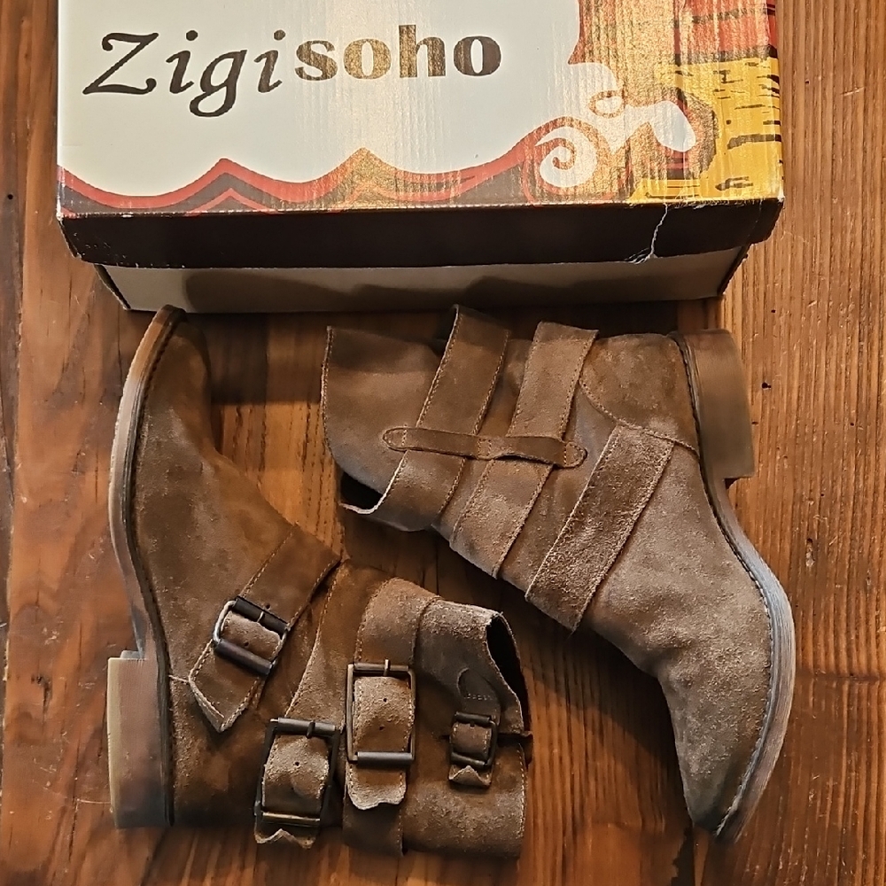 Zigi Soho Brown Suede Buckle Ankle Booties